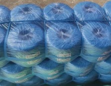 Rafia Biru Bolamas