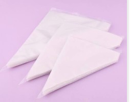 Plastik Segitiga